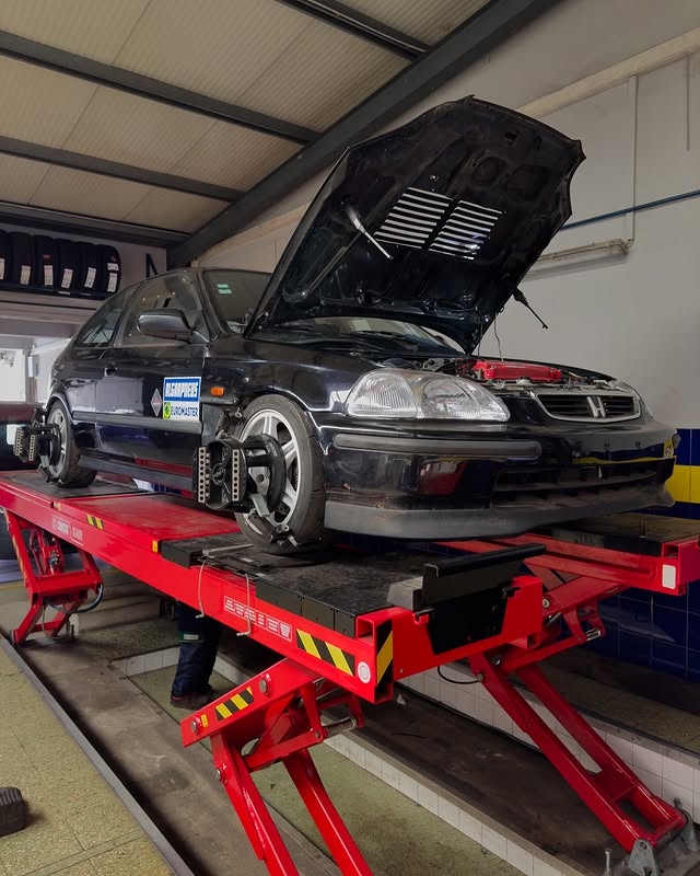 Honda Civic — Euromaster
